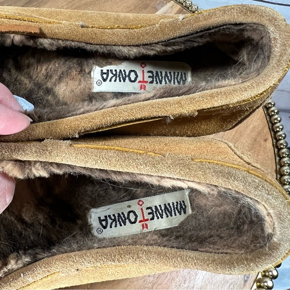 Minnetonka Moccasin 40263 Tan Slipper/Shoe Sz 8 - Picture 10 of 12